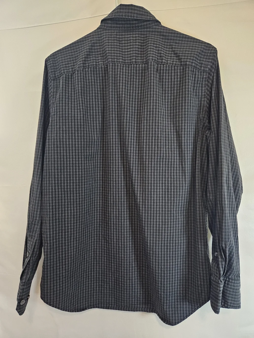 Banana Republic Men's Black & Gray Micro-Check Button-Up Shirt